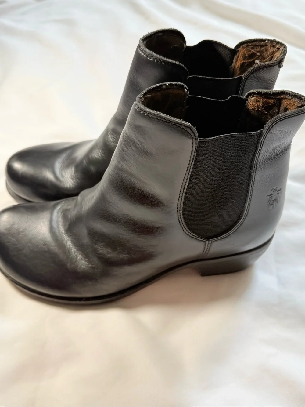 Fly London item description